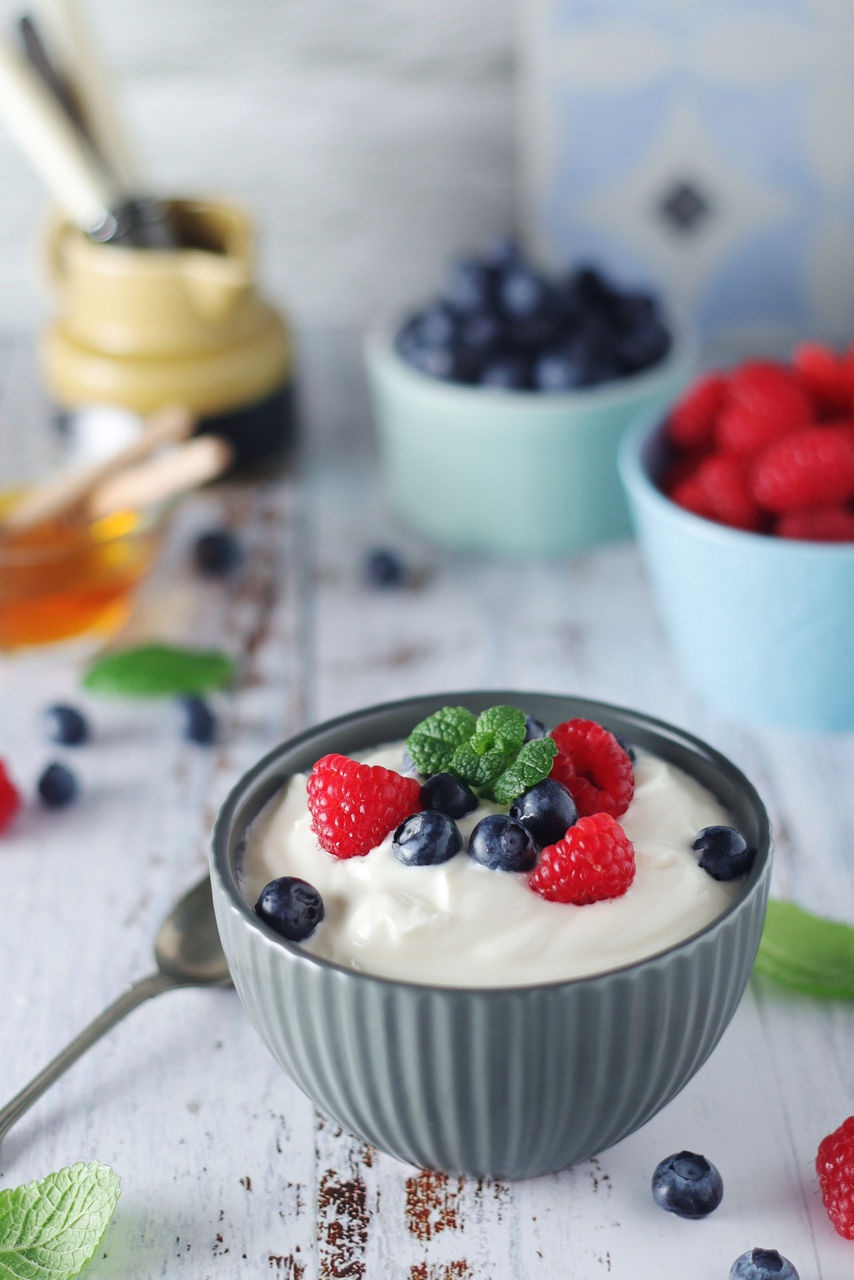 Gresk yoghurt med bær