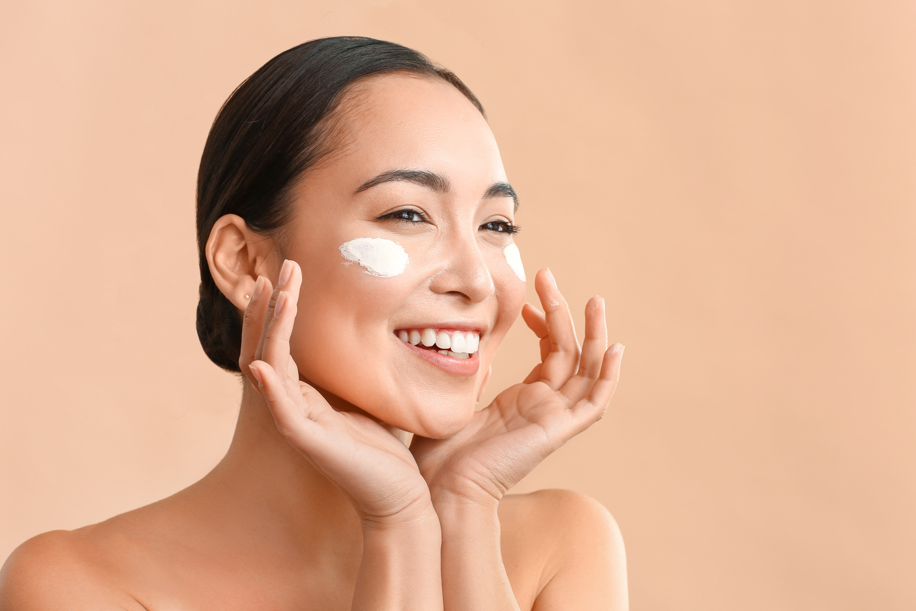 li-woman-moisturizing-pdp.jpg