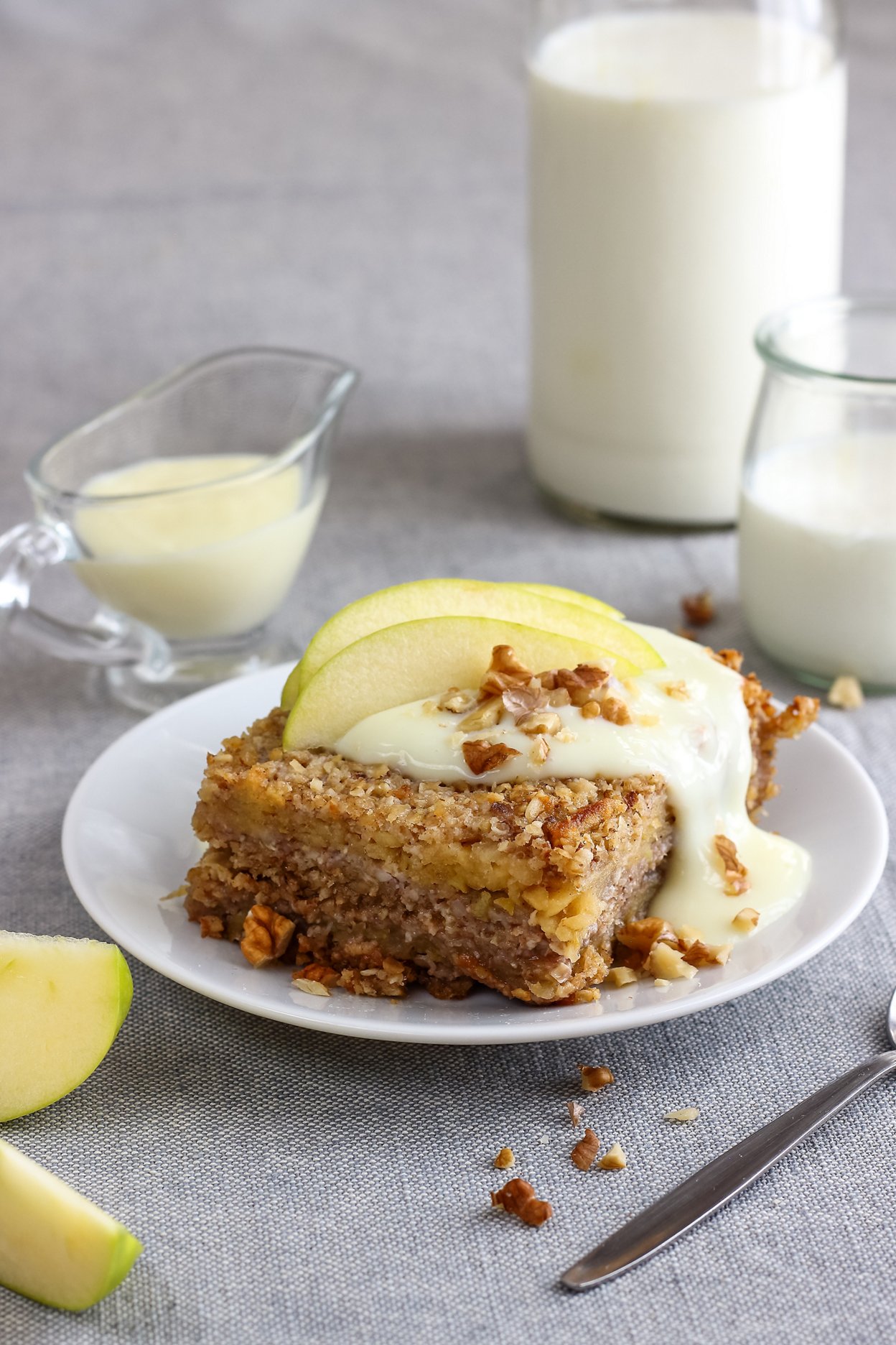 Oatmeal apple pie