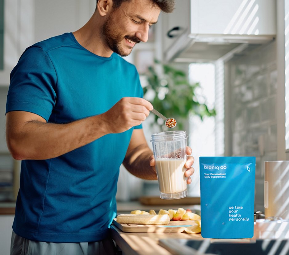 Man putting Bioniq in drink