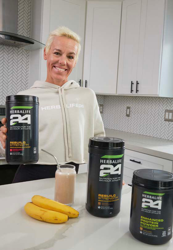 Get the recipe for Herbalife sponsored athlete Heather Jackson's Banana SplitShake, featuring Herbalife24® Rebuild Strength StrawBerry Shortcake, Rebuild Strength Chocolate and Herbalife24® Enhanced Protein Powder