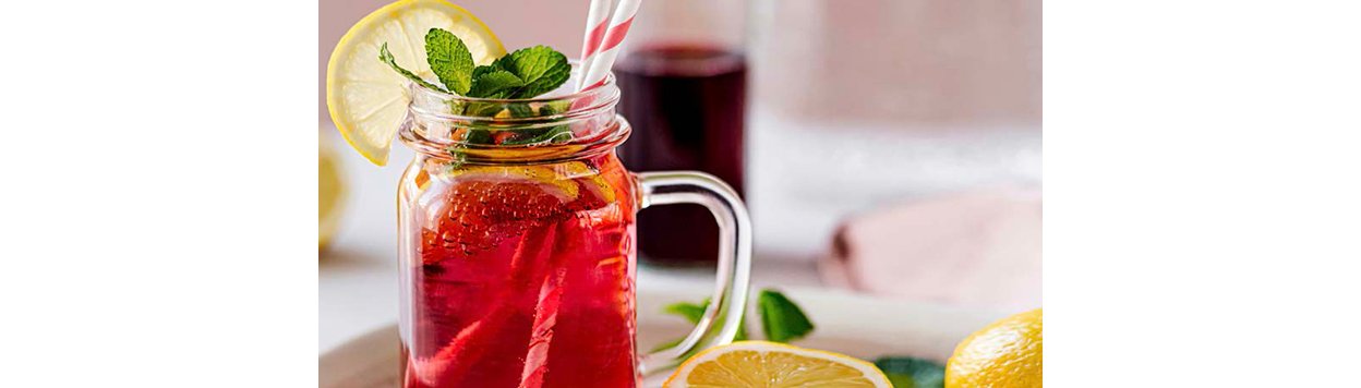 Receta de limonada de moras triple con burbujas para la campaña de actualización de mayo de la página de recetas.