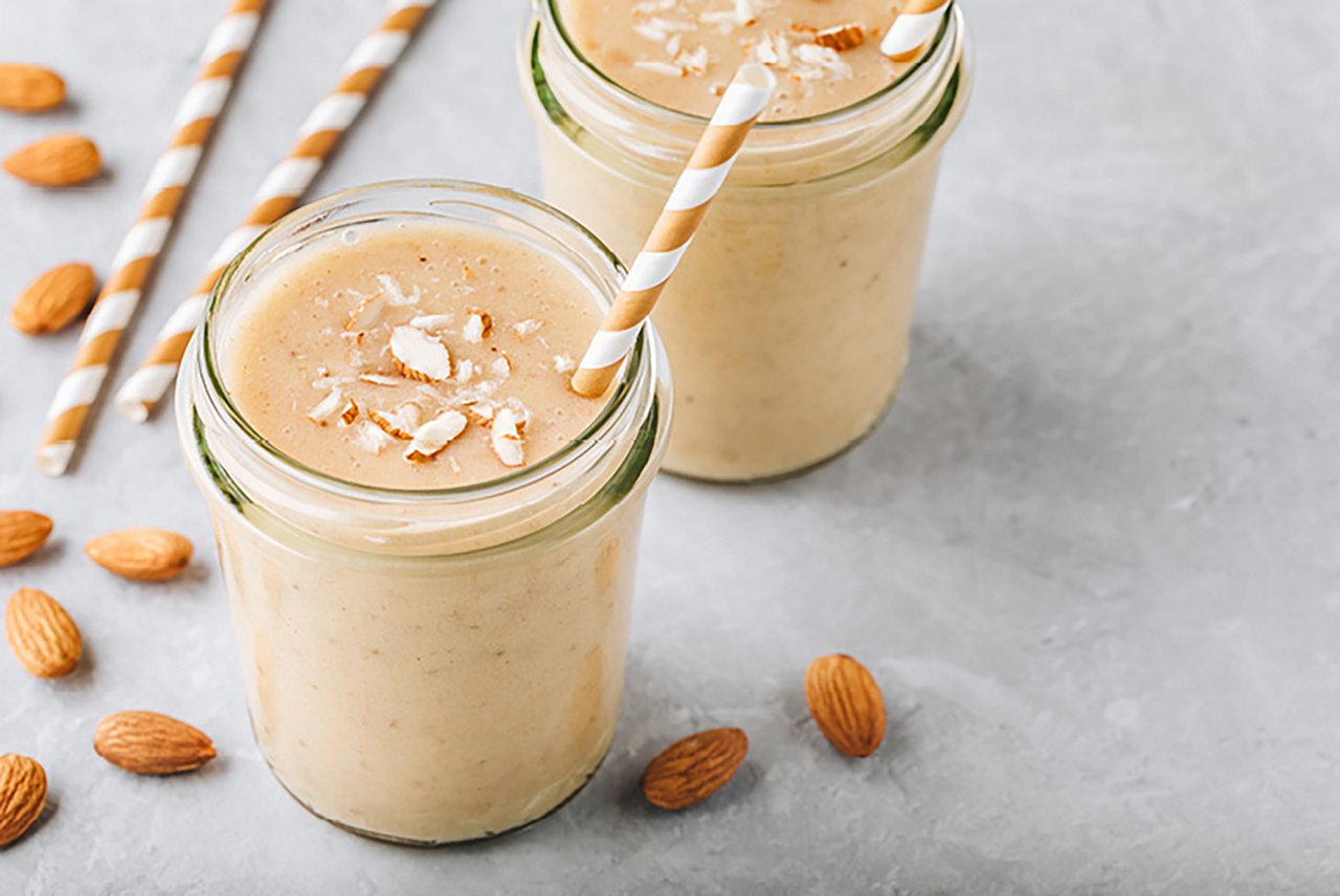 cake batter shake in jars