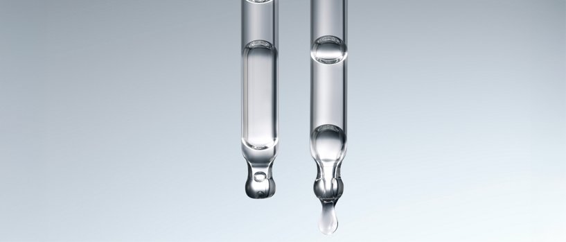 HL/Skin 10 % Niacinamide Serum pipette