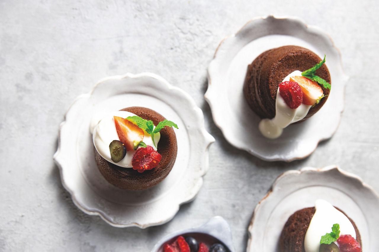 Chocolade Fondants op borden